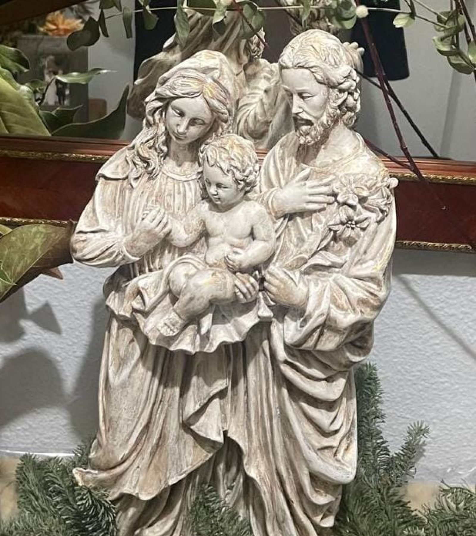 Comprar Sagrada Familia de 45 cm